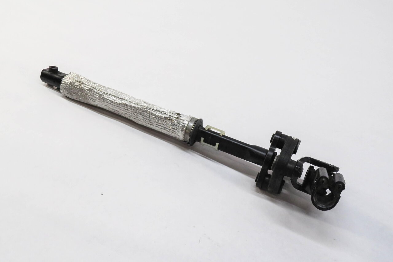 Thumbnail 1: 2011 RANGE ROVER SPORT (L320) STEERING COLUMN SHAFT U-JOINT COUPLER LINKAGE