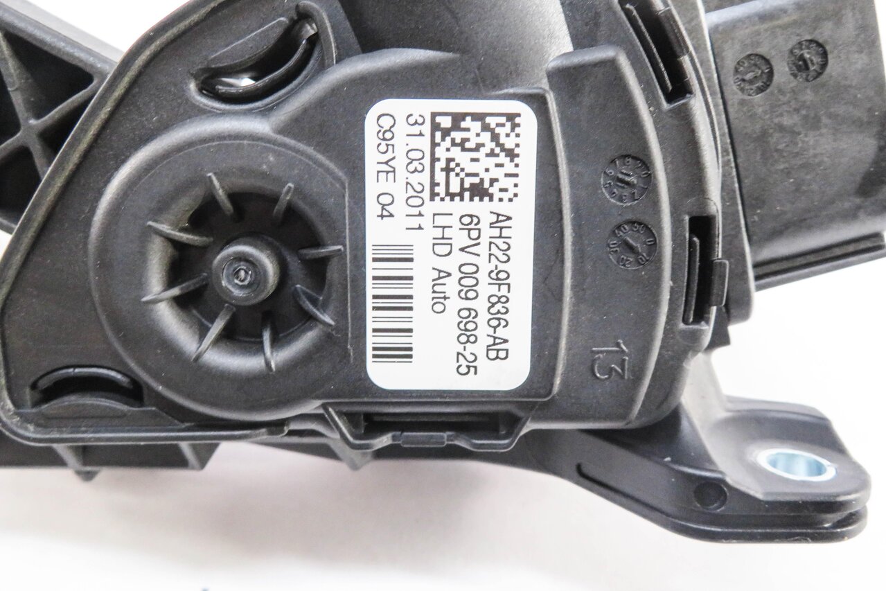 Thumbnail 4: 2011 RANGE ROVER SPORT (L320) GAS PEDAL FUEL THROTTLE ACCELERATOR PEDAL