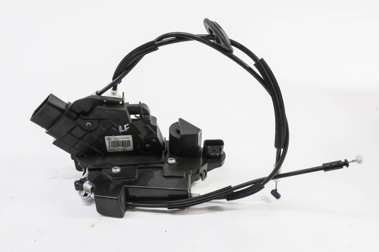 Thumbnail 2: 2010-2019 EVOQUE LR4 / RANGE ROVER SPORT (L320) LEFT FRONT PASSIVE DOOR LATCH