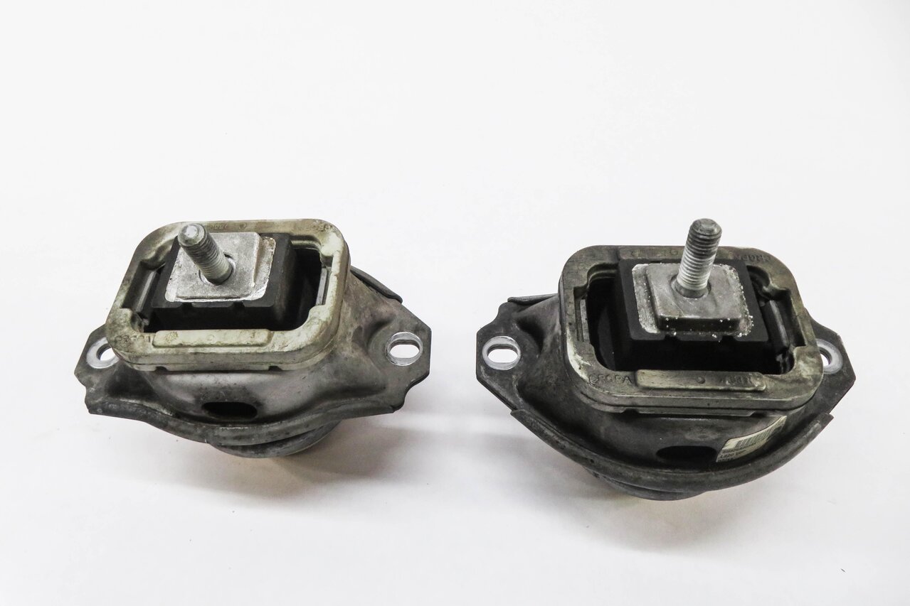 Thumbnail 4: 2011 RANGE ROVER SPORT (L320) 5.0L AJ133 V8 ENGINE LEFT & RIGHT MOTOR MOUNT SET