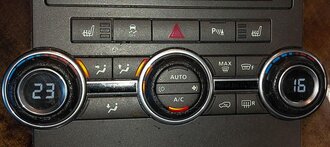 Thumbnail 2: 10-16 LR4 / RANGE ROVER SPORT (L320) FRONT HEATER A/C TEMPERATURE CONTROL PANEL