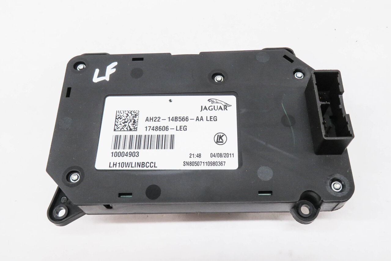 Thumbnail 4: 2011 RANGE ROVER SPORT (L320) LEFT FRONT DRIVER SEAT ADJUSTMENT SWITCH BUTTON