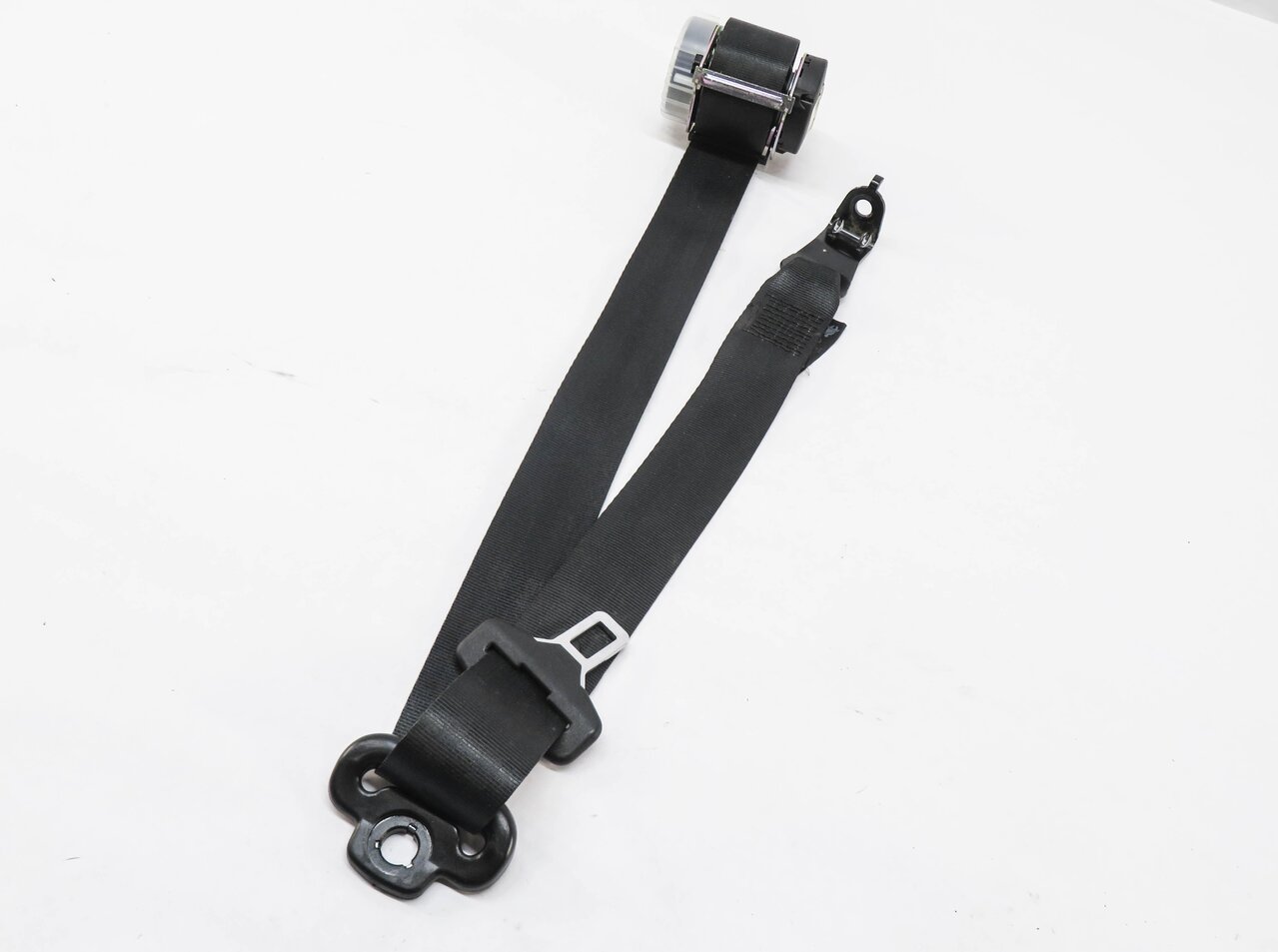 2011 RANGE ROVER SPORT (L320) REAR 2nd ROW SEAT RIGHT SEATBELT RETRACTOR