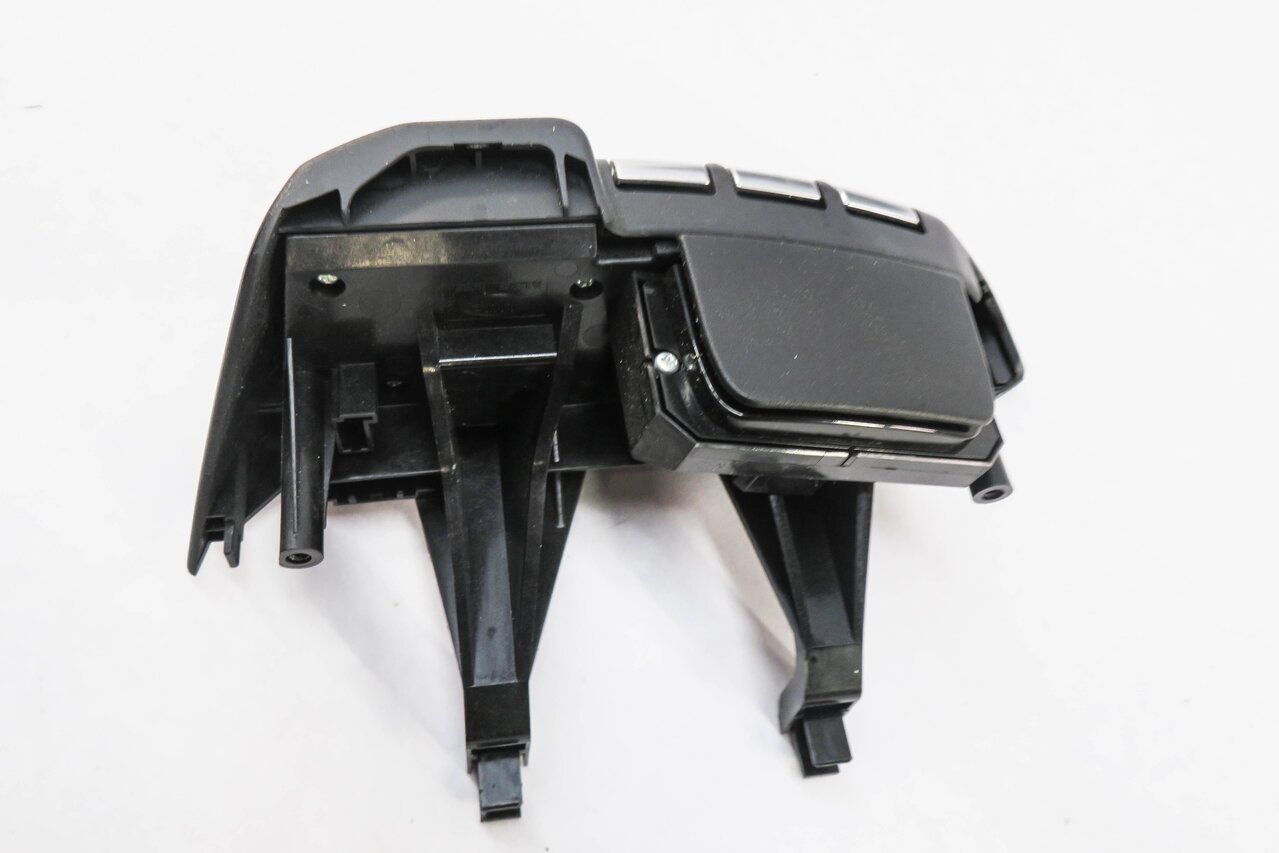 Thumbnail 3: 2011 RANGE ROVER SPORT (L320) LEFT & RIGHT STEERING WHEEL SWITCH BUTTON SET