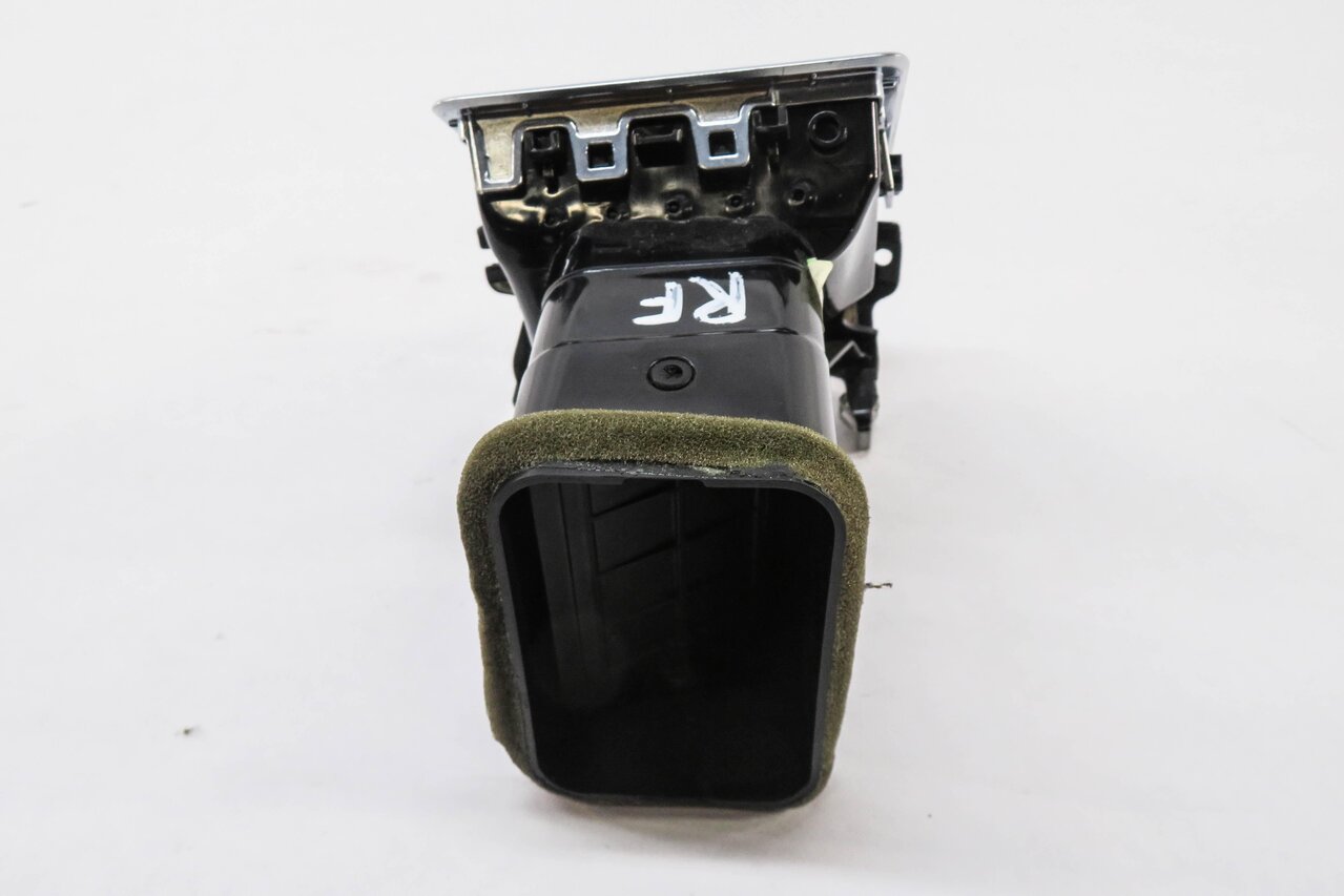 Thumbnail 3: 2011 RANGE ROVER SPORT (L320) RIGHT PASSENGER OUTER DASH HEATER A/C AIR VENT