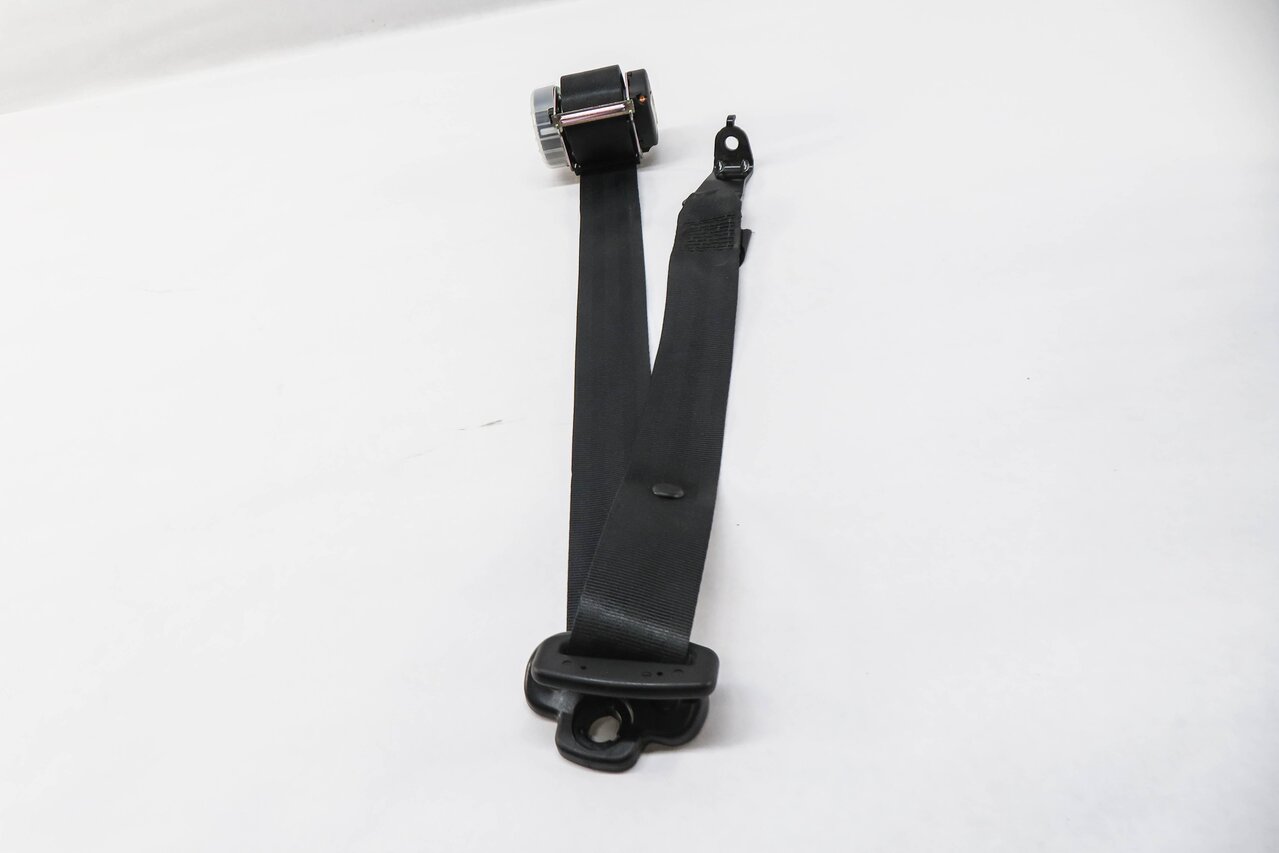 Thumbnail 2: 2011 RANGE ROVER SPORT (L320) REAR 2nd ROW SEAT LEFT SEATBELT RETRACTOR