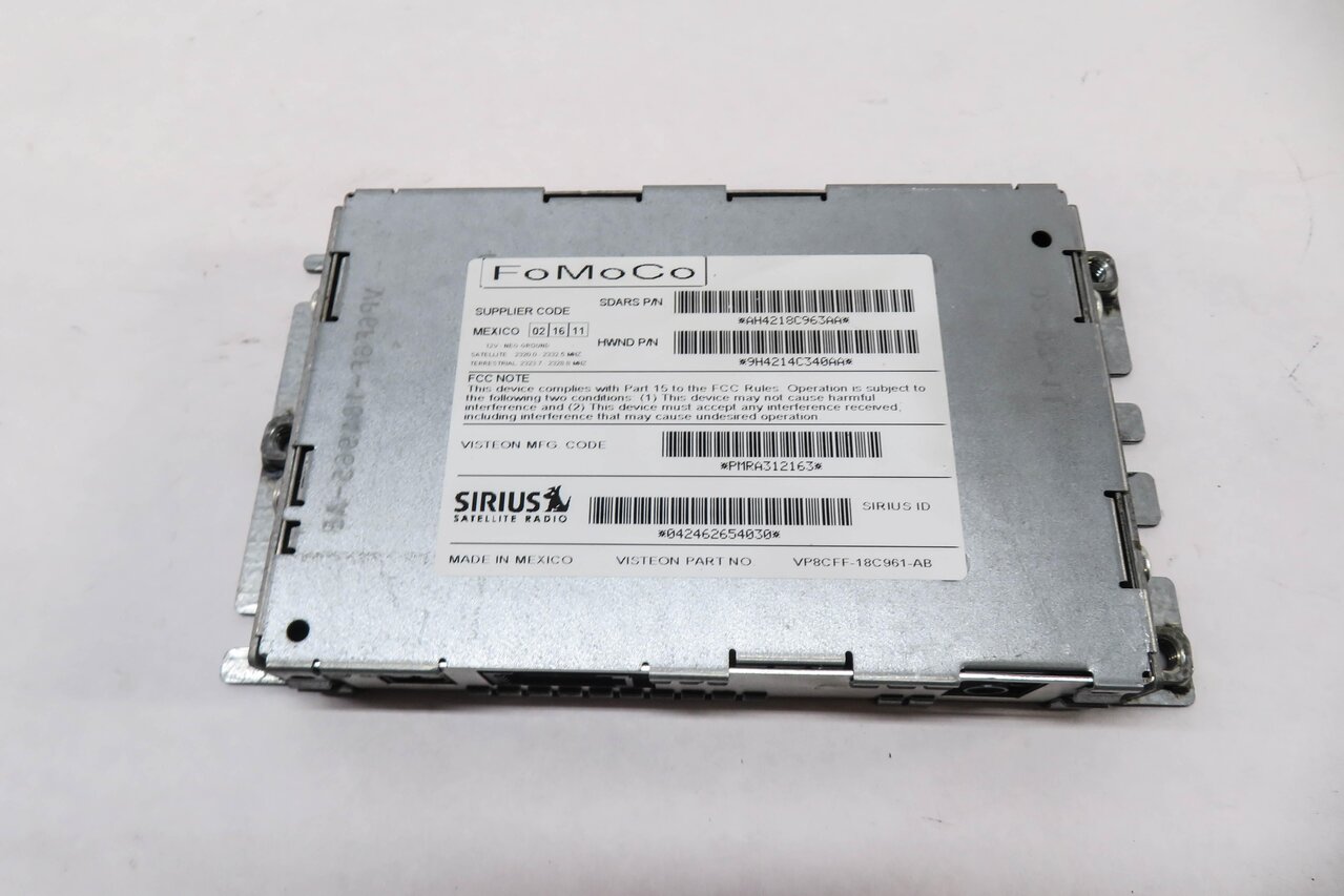 Thumbnail 2: 2007-2012 LR3 - RANGE ROVER SPORT (L320) SIRIUS SATELLITE RADIO RECEIVER MODULE