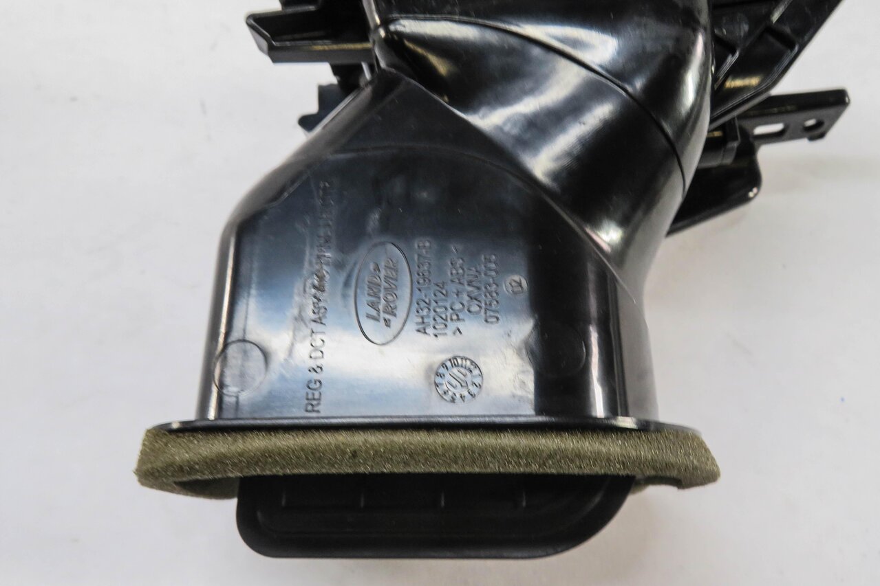Thumbnail 5: 2011 RANGE ROVER SPORT (L320) LEFT FRONT DRIVER CENTER DASH HEATER A/C AIR VENT