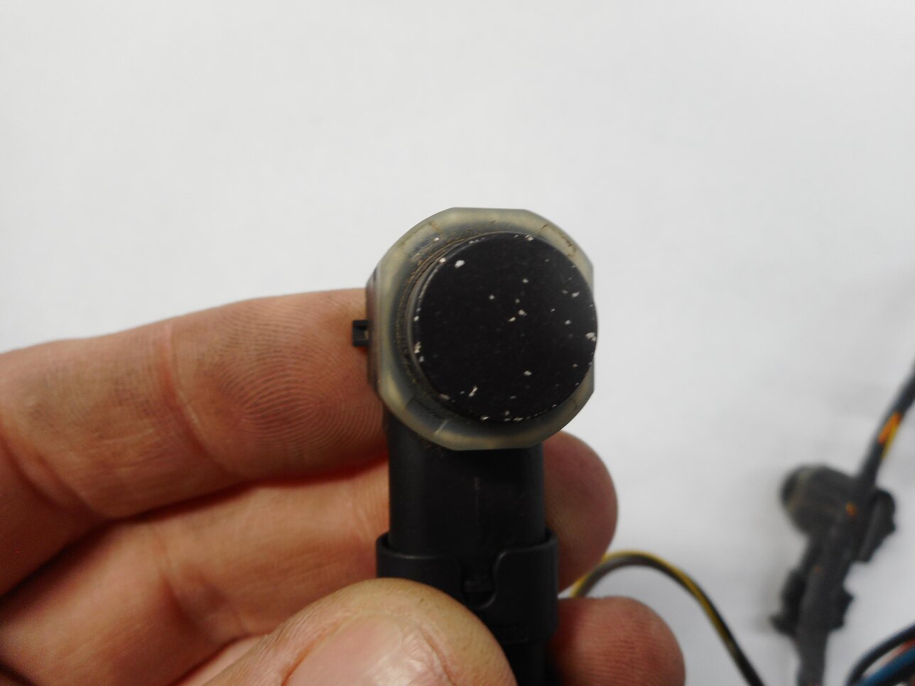 Thumbnail 5: 2011 RANGE ROVER SPORT (L320) FRONT PDC PARK SENSOR SET w/ HARNESS (BLACK 820)