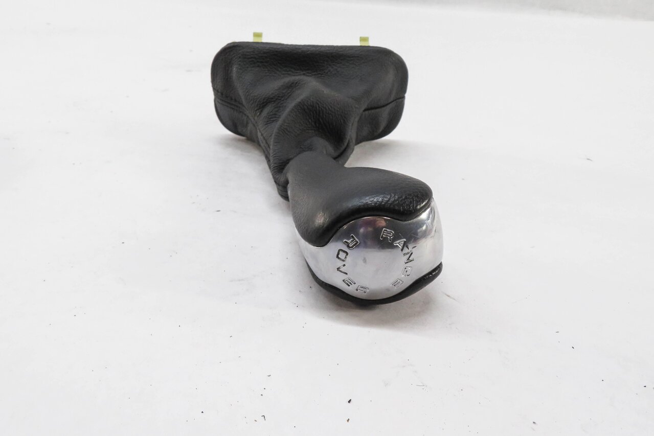 Thumbnail 1: 2011 RANGE ROVER SPORT (L320) TRANSMISSION GEAR SHIFTER SHIFT HANDLE w/ BOOT