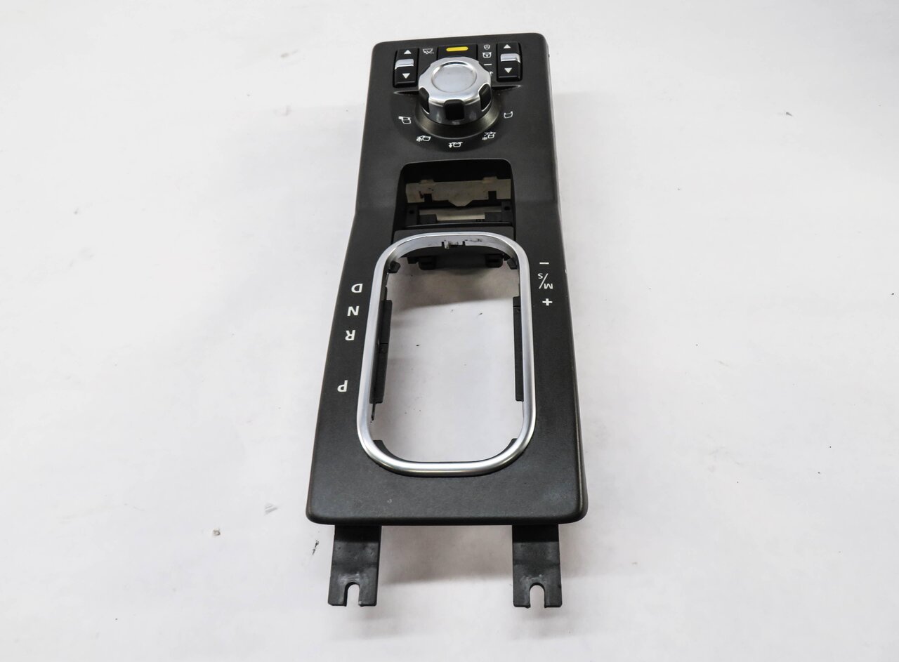 Thumbnail 5: 2011 RANGE ROVER SPORT (L320) RIDE HEIGHT TERRAIN CONTROL SWITCH w/ SHIFTER TRIM