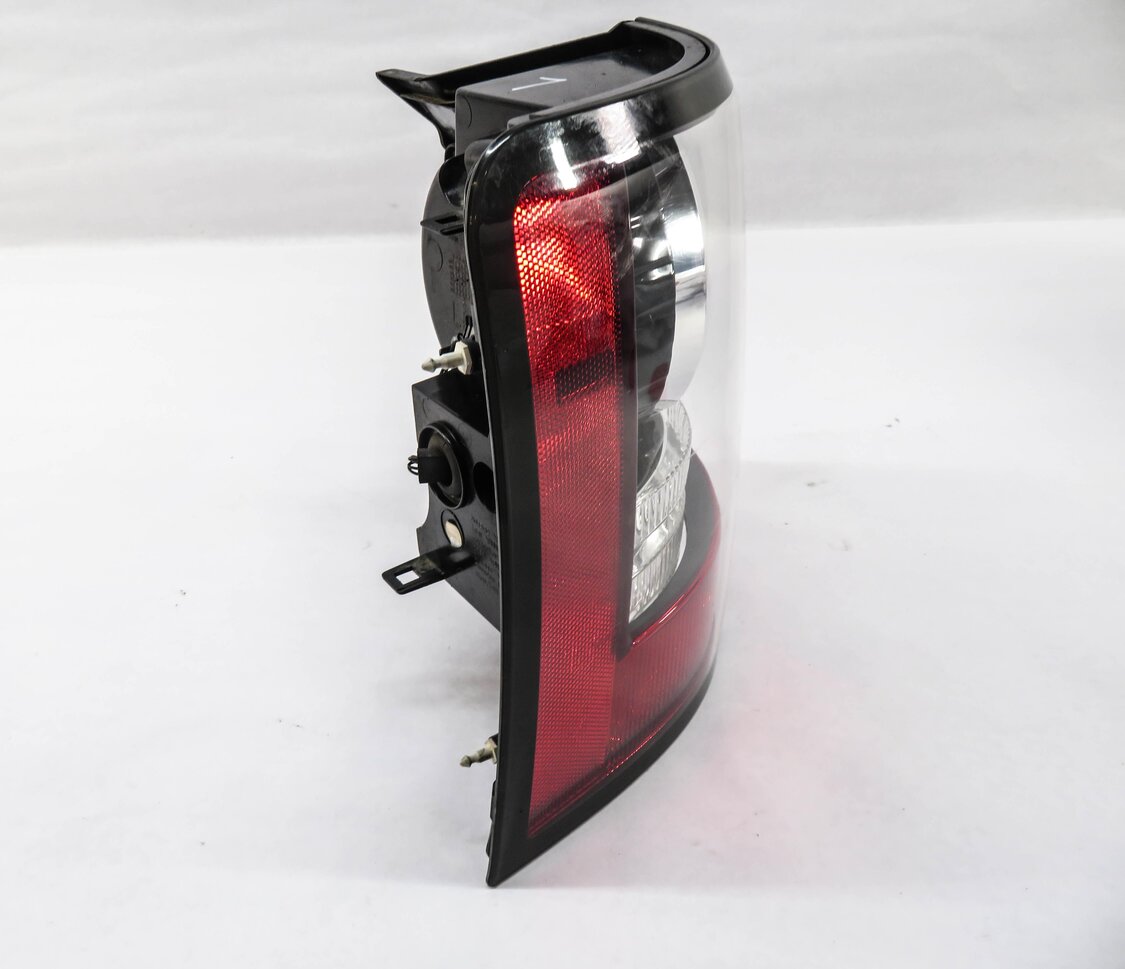 Thumbnail 4: 2010-2011 RANGE ROVER SPORT (L320) LEFT DRIVER TAILLIGHT BRAKE LIGHT LAMP