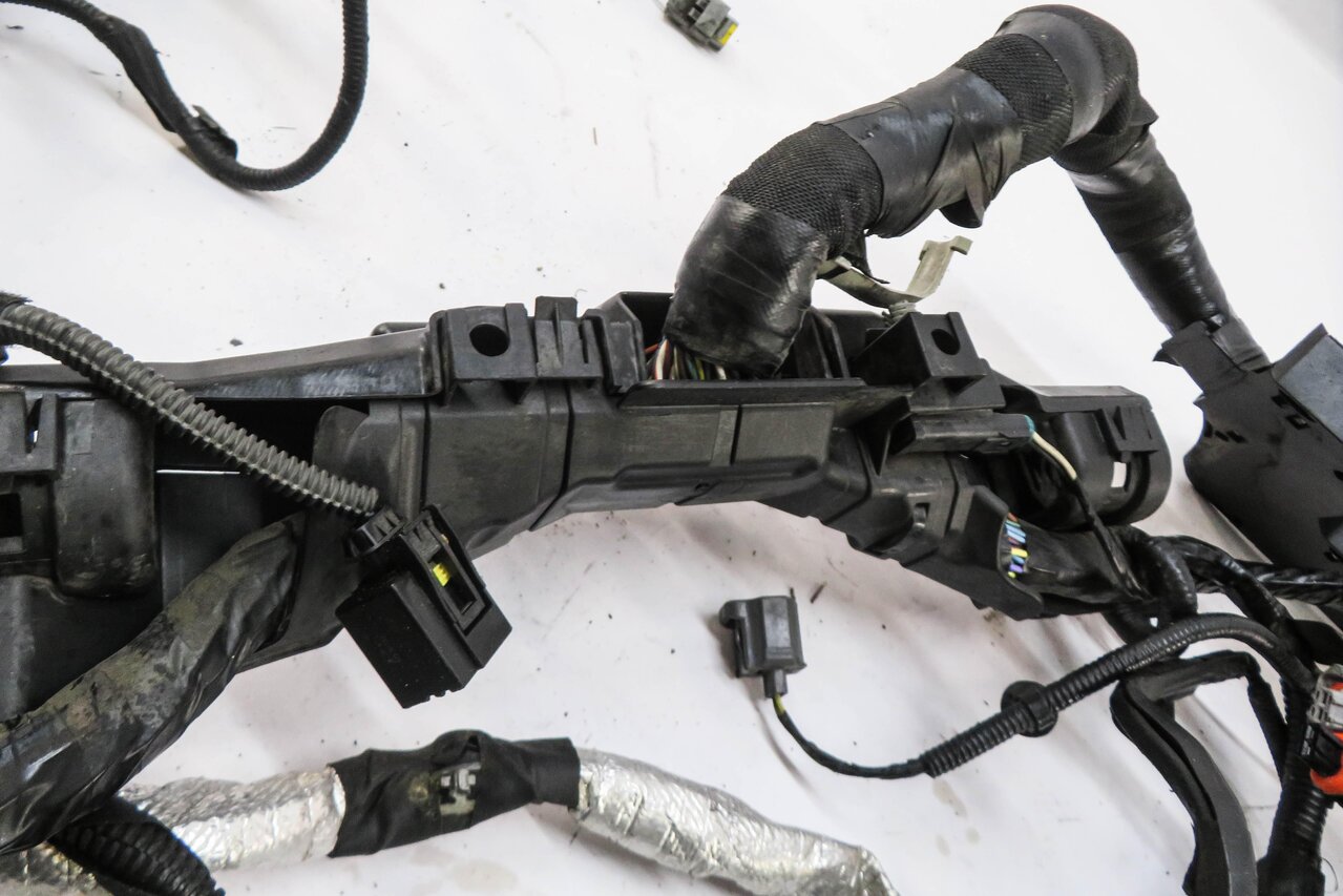 Thumbnail 6: 2011 RANGE ROVER SPORT (L320) 5.0L AJ133 V8 ENGINE WIRE WIRING HARNESS LOOM