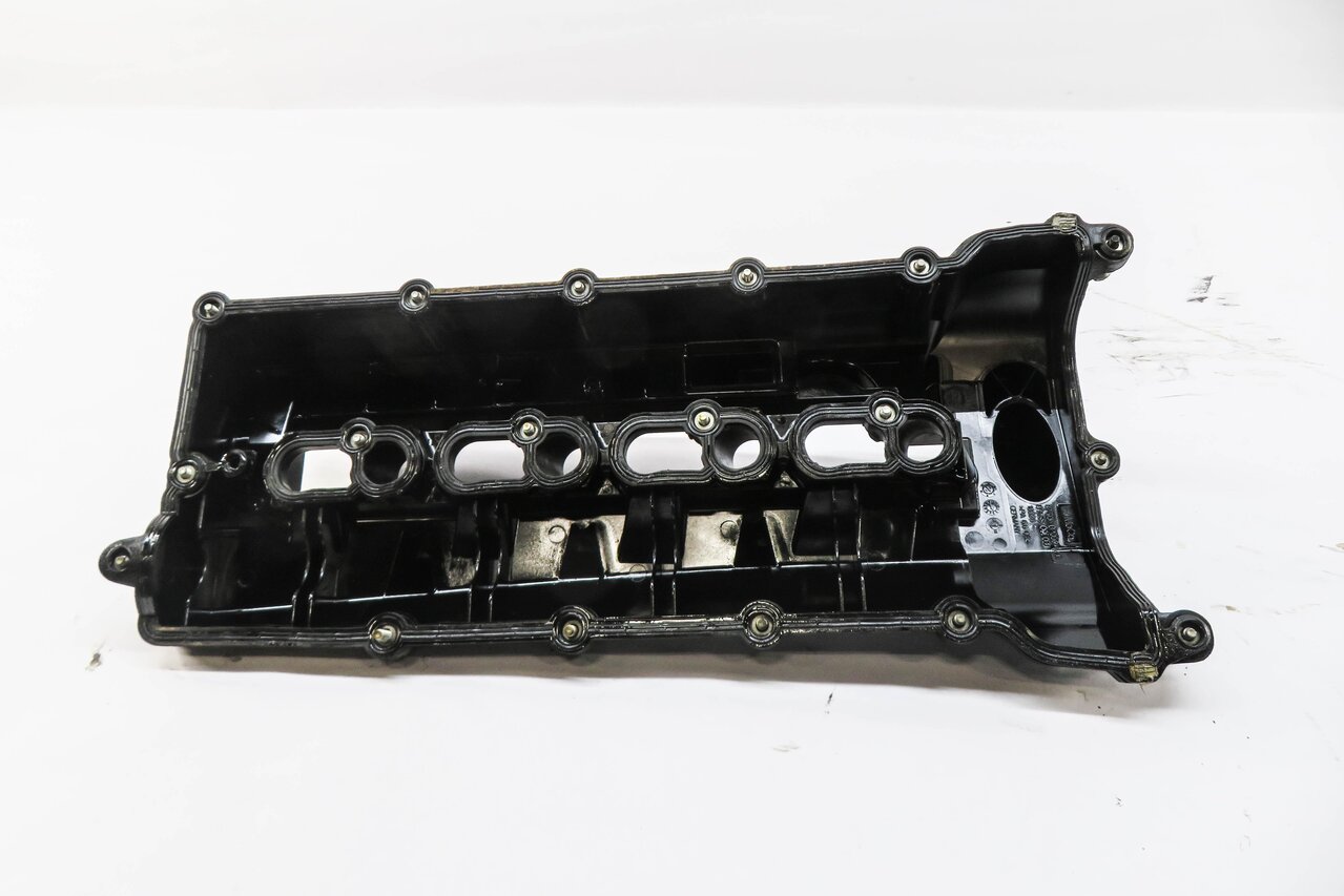 Thumbnail 4: 10-18 RANGE ROVER SPORT (L320 L322 L494 L405) 5.0L V8 - LEFT ENGINE VALVE COVER