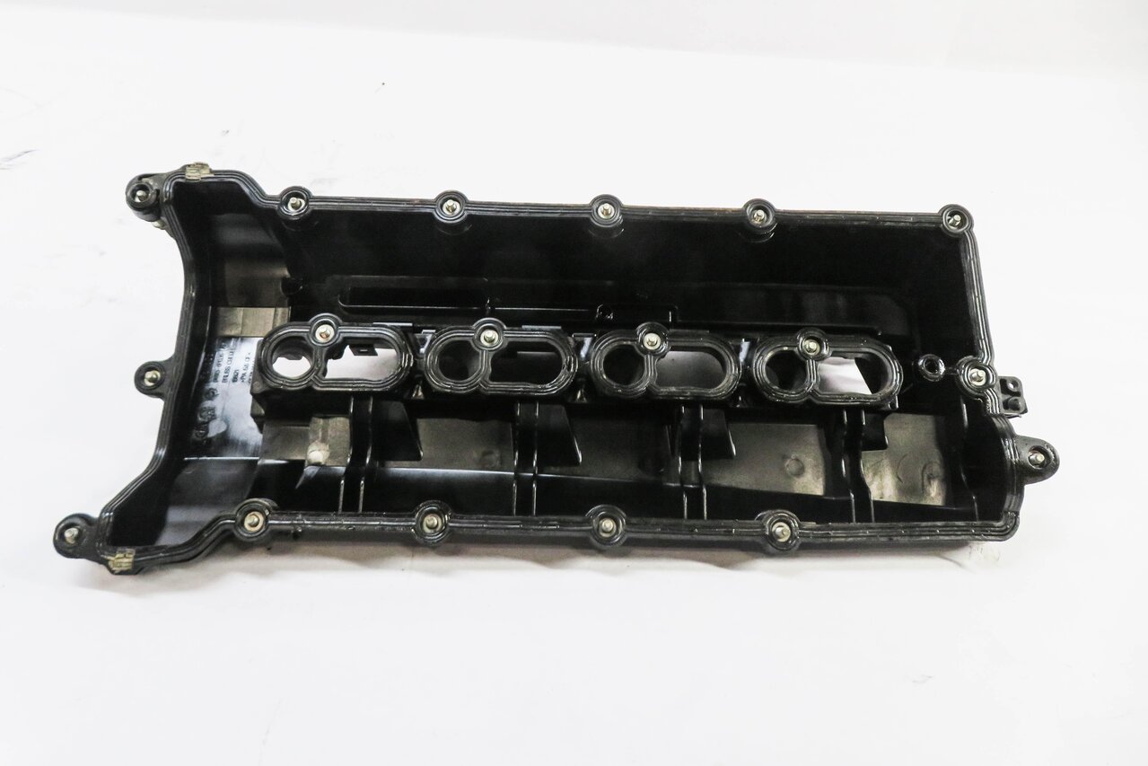 Thumbnail 4: 10-18 RANGE ROVER SPORT (L320 L322 L494 L405) 5.0L V8 - RIGHT ENGINE VALVE COVER
