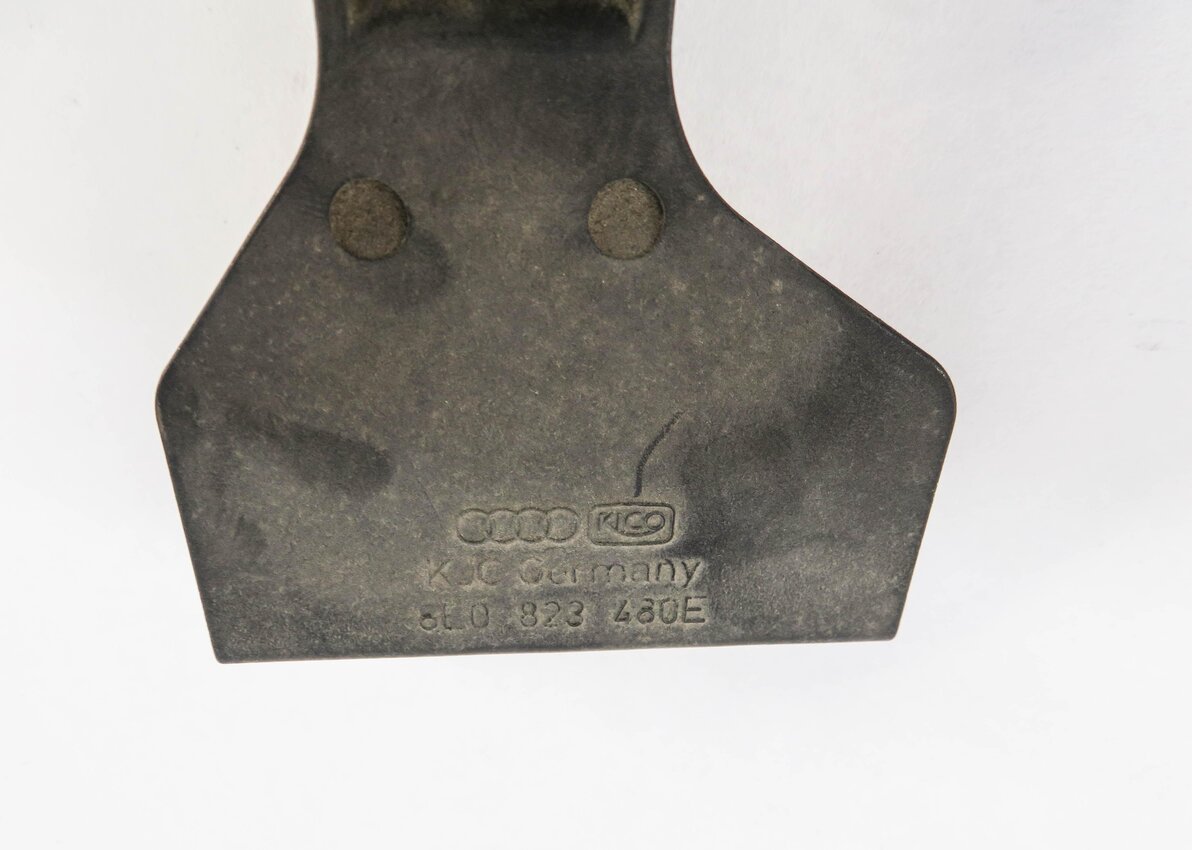 Thumbnail 5: 2005 AUDI S4 (B6 8E) FRONT HOOD SAFETY LATCH RELEASE LEVER