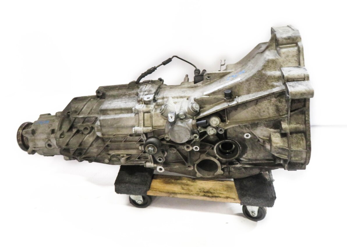 Thumbnail 2: 2005 AUDI S4 (B7 8E) HSM - 6 SPEED M/T MANUAL TRANSMISSION ASSEMBLY