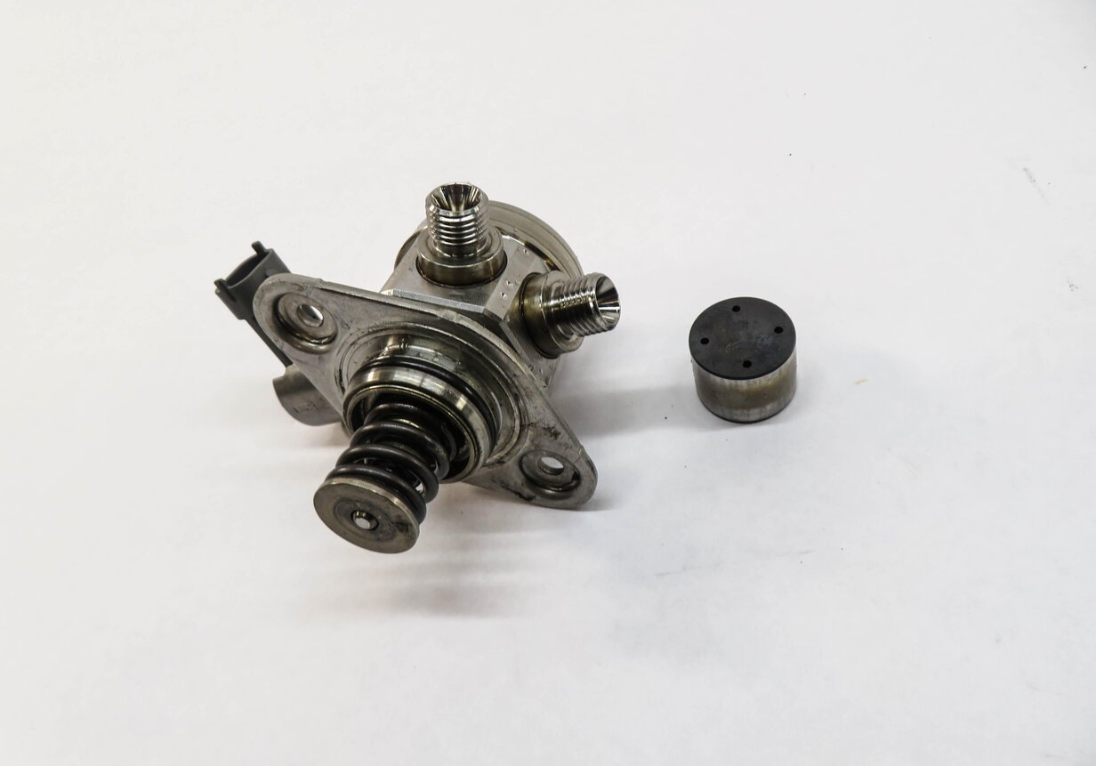 Thumbnail 2: 10-17 LR4 RANGE ROVER SPORT (L322 L320 L405 L494) 3.0L 5.0L MECHANICAL FUEL PUMP