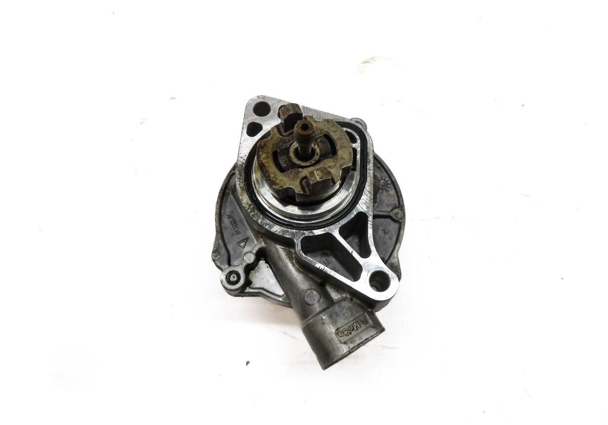 2010-2019 RANGE ROVER SPORT LR4 JAGUAR XE XF XK - 3.0L / 5.0L BRAKE VACUUM PUMP