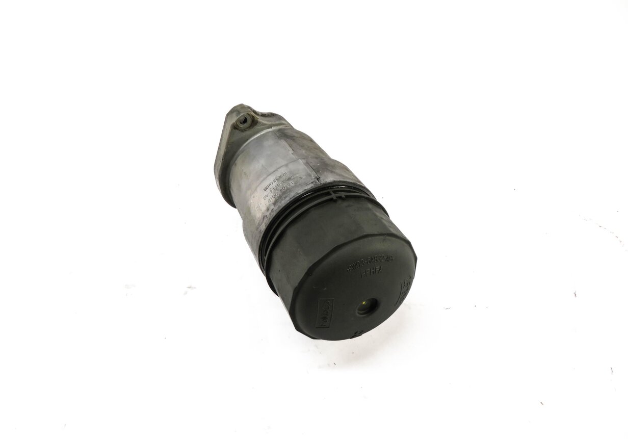 Thumbnail 1: 2011 RANGE ROVER SPORT (L320) 5.0L SUPERCHARGED ENGINE OIL FILTER HOUSING w/ CAP