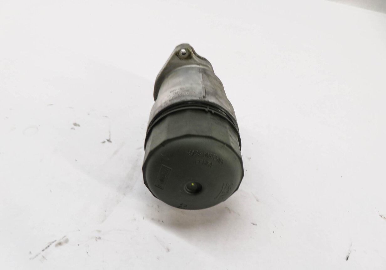 Thumbnail 2: 2011 RANGE ROVER SPORT (L320) 5.0L SUPERCHARGED ENGINE OIL FILTER HOUSING w/ CAP