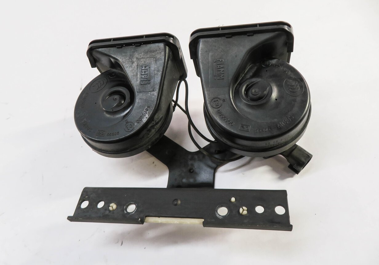 Thumbnail 3: 2010-2016 RANGE ROVER SPORT (L320) LR4 - HIGH & LOW TONE SAFETY HORN SET-2