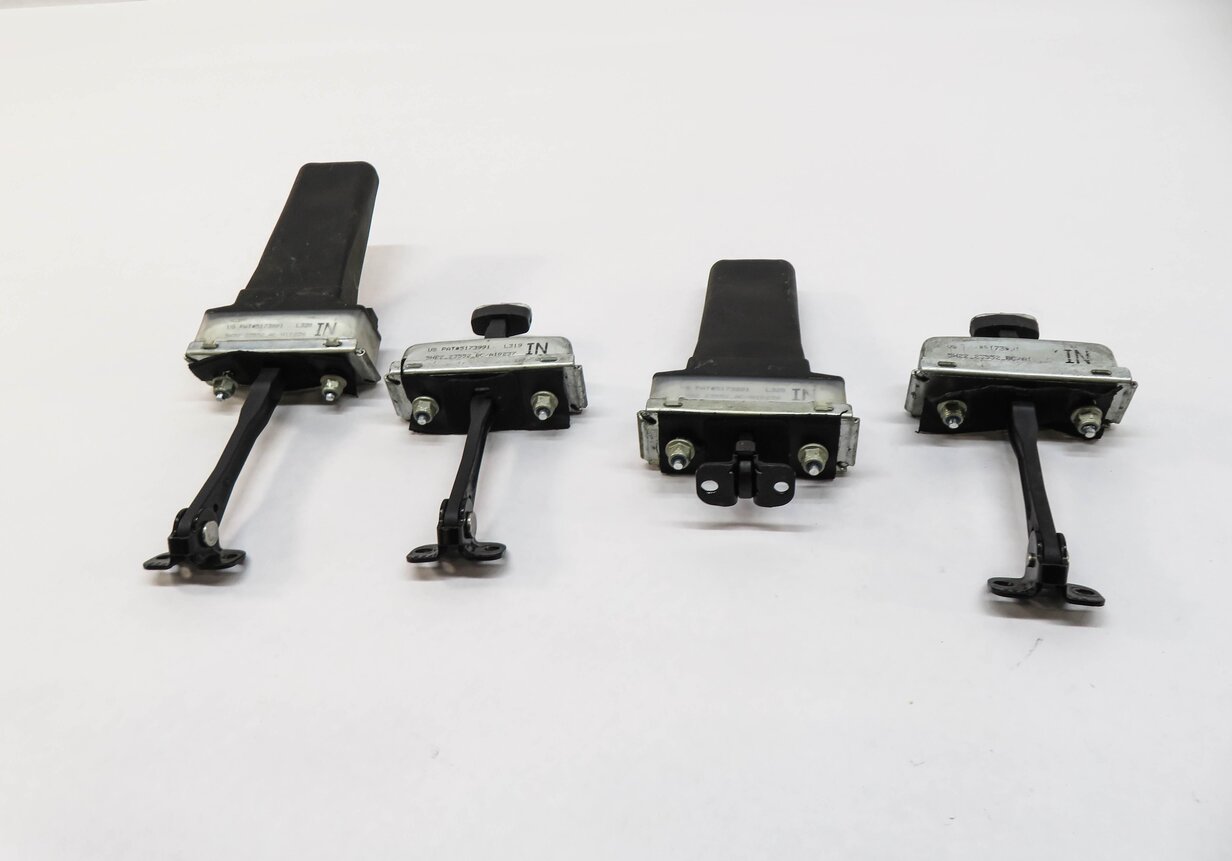Thumbnail 2: 2011 RANGE ROVER SPORT (L320) FRONT & REAR DOOR CHECK STOP DETENT HINGE SET-4