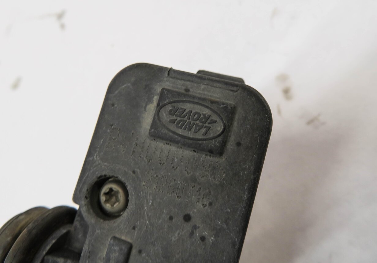Thumbnail 8: 2011 RANGE ROVER SPORT (L320) AIR SUSPENSION VALVE BLOCK SET