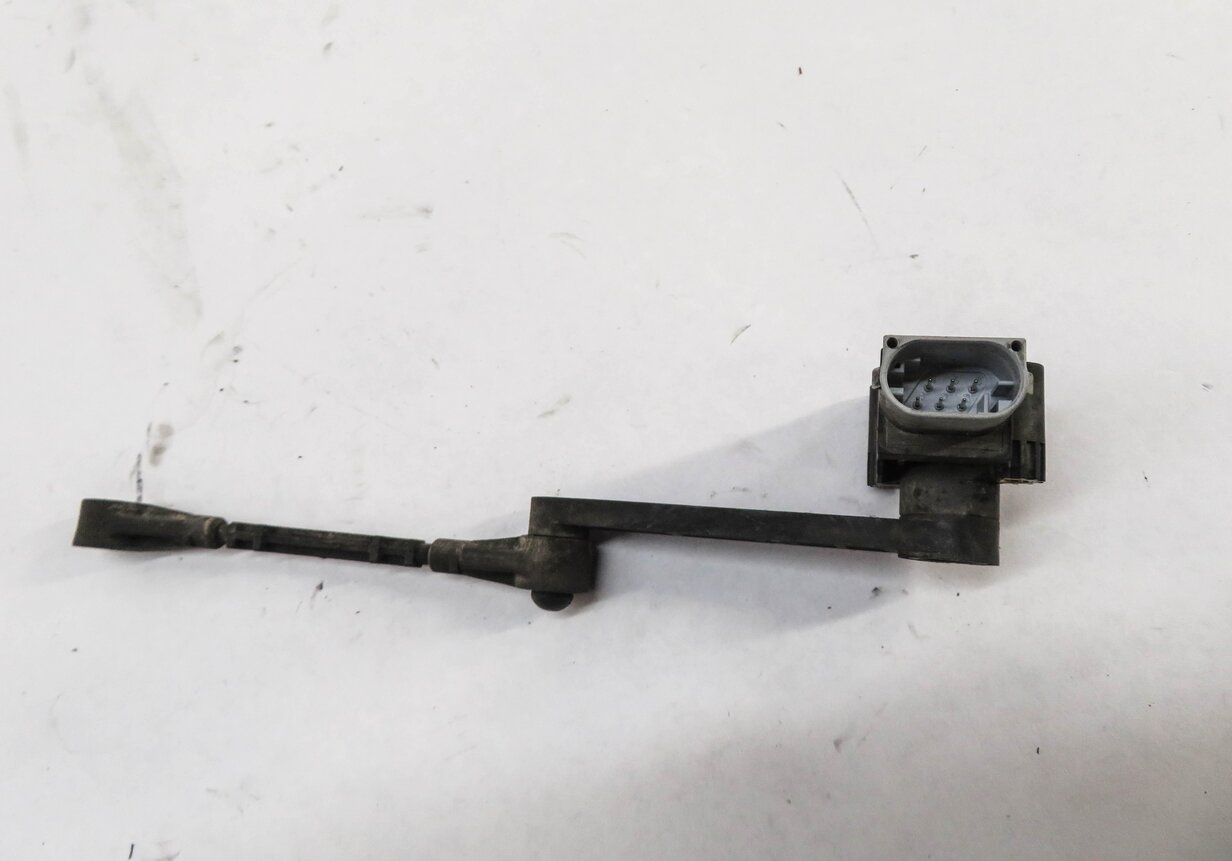 Thumbnail 3: 2011 RANGE ROVER SPORT (L320) LEFT DRIVER REAR SUSPENSION HEIGHT LEVEL SENSOR