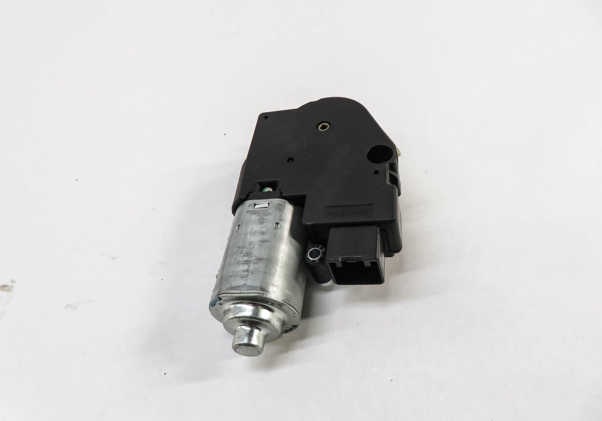 Thumbnail 2: 06-13 RANGE ROVER SPORT (L320) SUNROOF MOTOR