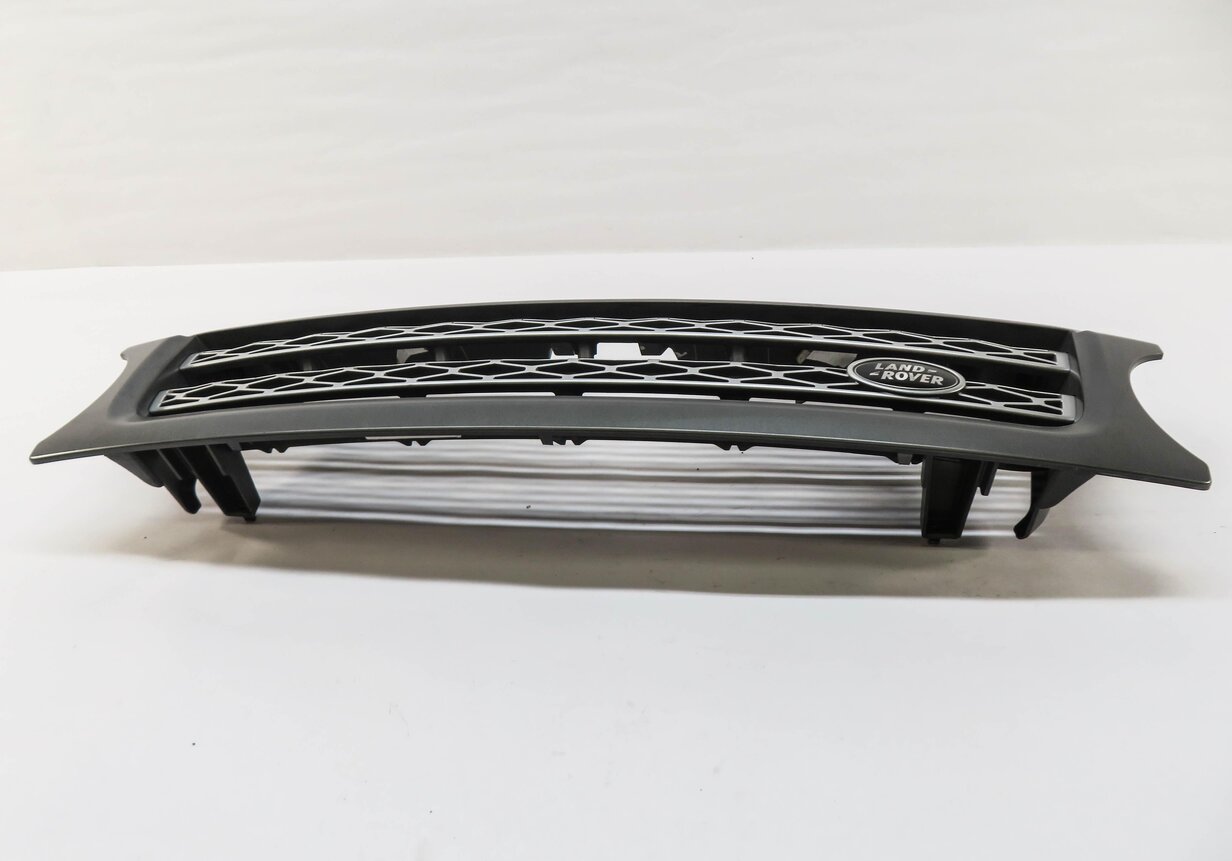 Thumbnail 3: 2010-2011 RANGE ROVER SPORT (L320) FRONT UPPER HOOD AIR VENT GRILLE TRIM