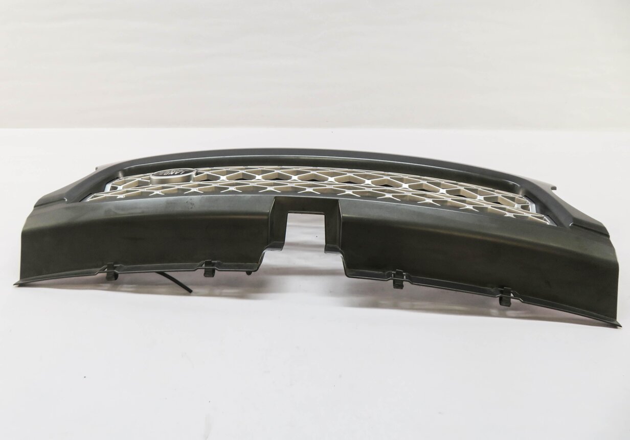 Thumbnail 4: 2010-2011 RANGE ROVER SPORT (L320) FRONT UPPER HOOD AIR VENT GRILLE TRIM