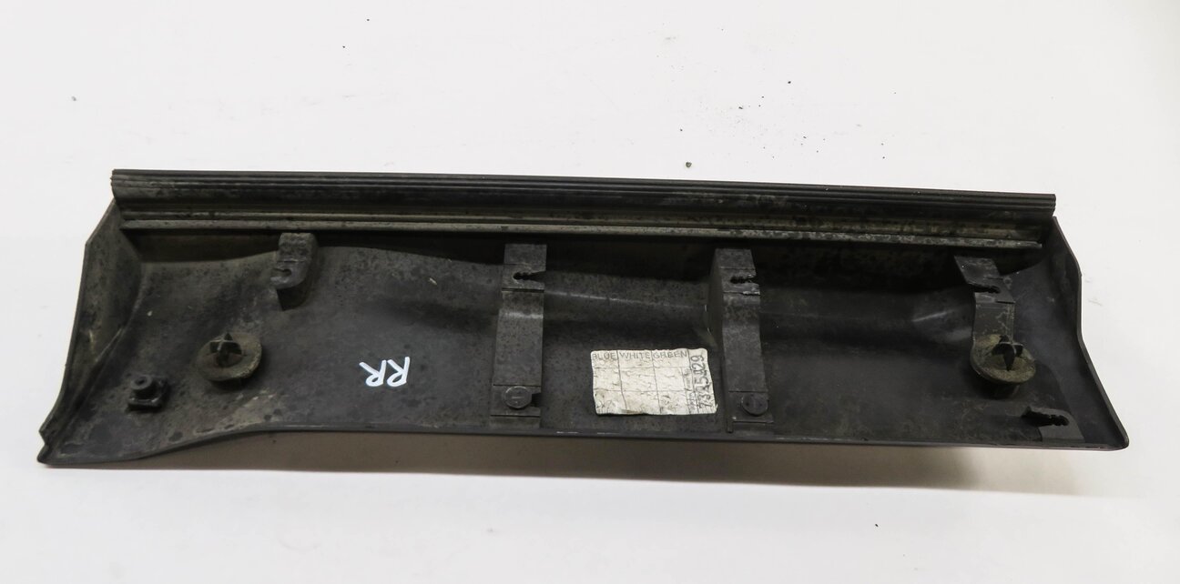 Thumbnail 4: 2011 RANGE ROVER SPORT (L320) RIGHT REAR DOOR LOWER MOULDING RUNNER TRIM