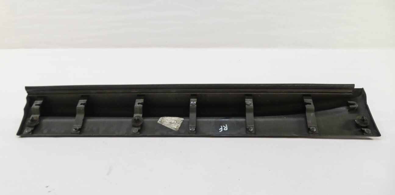Thumbnail 4: 2011 RANGE ROVER SPORT (L320) RIGHT FRONT PASSENGER DOOR MOULDING RUNNER TRIM
