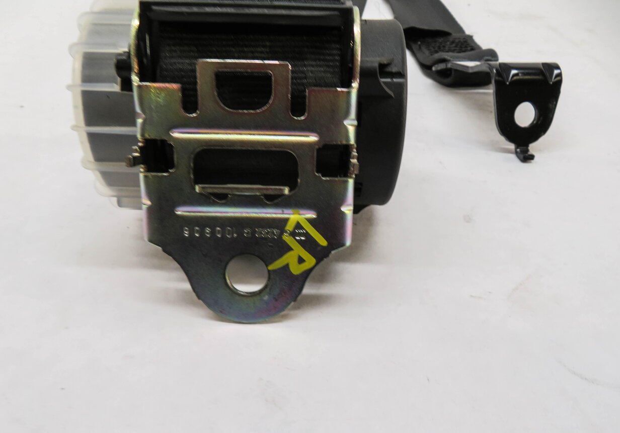 Thumbnail 4: 2011 RANGE ROVER SPORT (L320) REAR 2nd ROW SEAT LEFT SEATBELT RETRACTOR (BLACK)