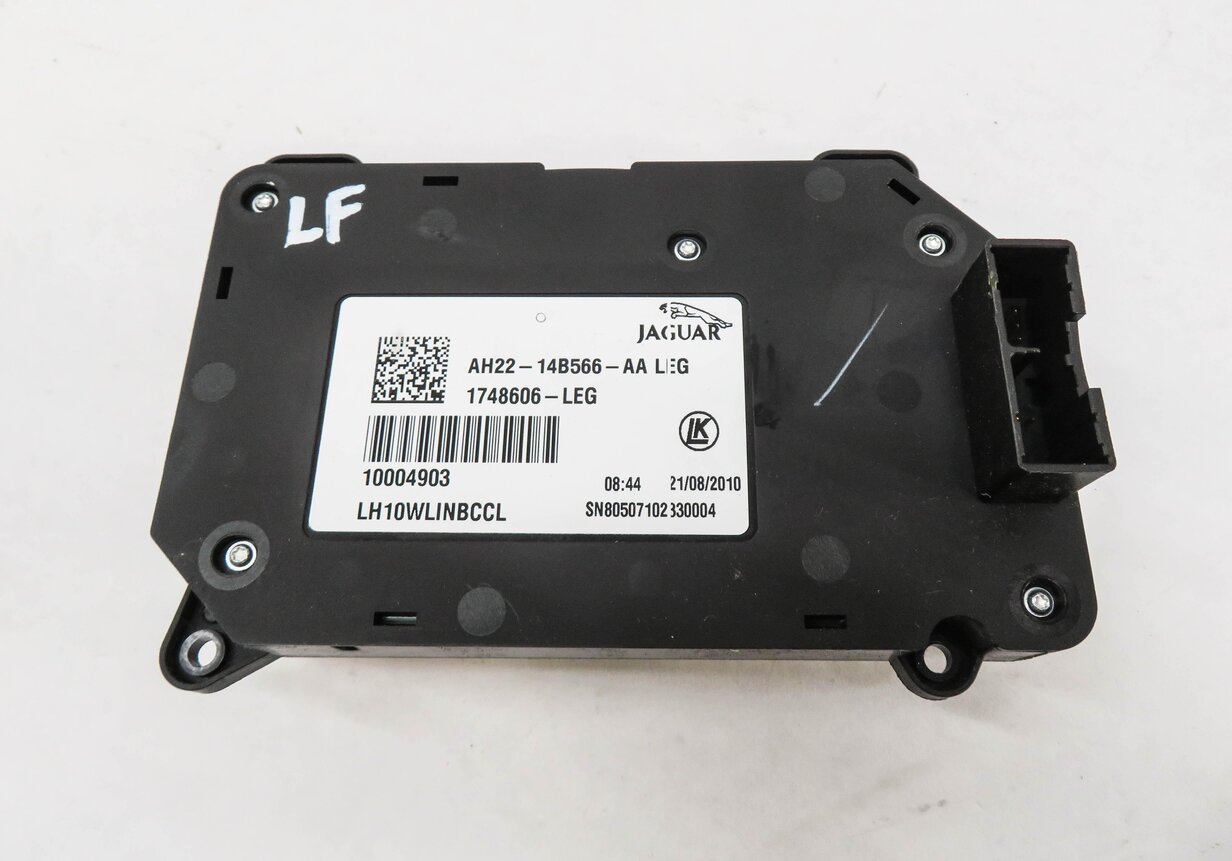 Thumbnail 3: 2011 RANGE ROVER SPORT (L320) LEFT FRONT DRIVER SEAT ADJUSTMENT SWITCH BUTTON