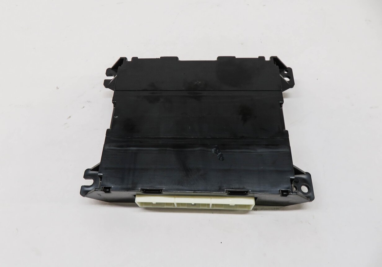 Thumbnail 2: 2010-2011 RANGE ROVER SPORT (L320) CANBUS HEATER CONTROL MODULE