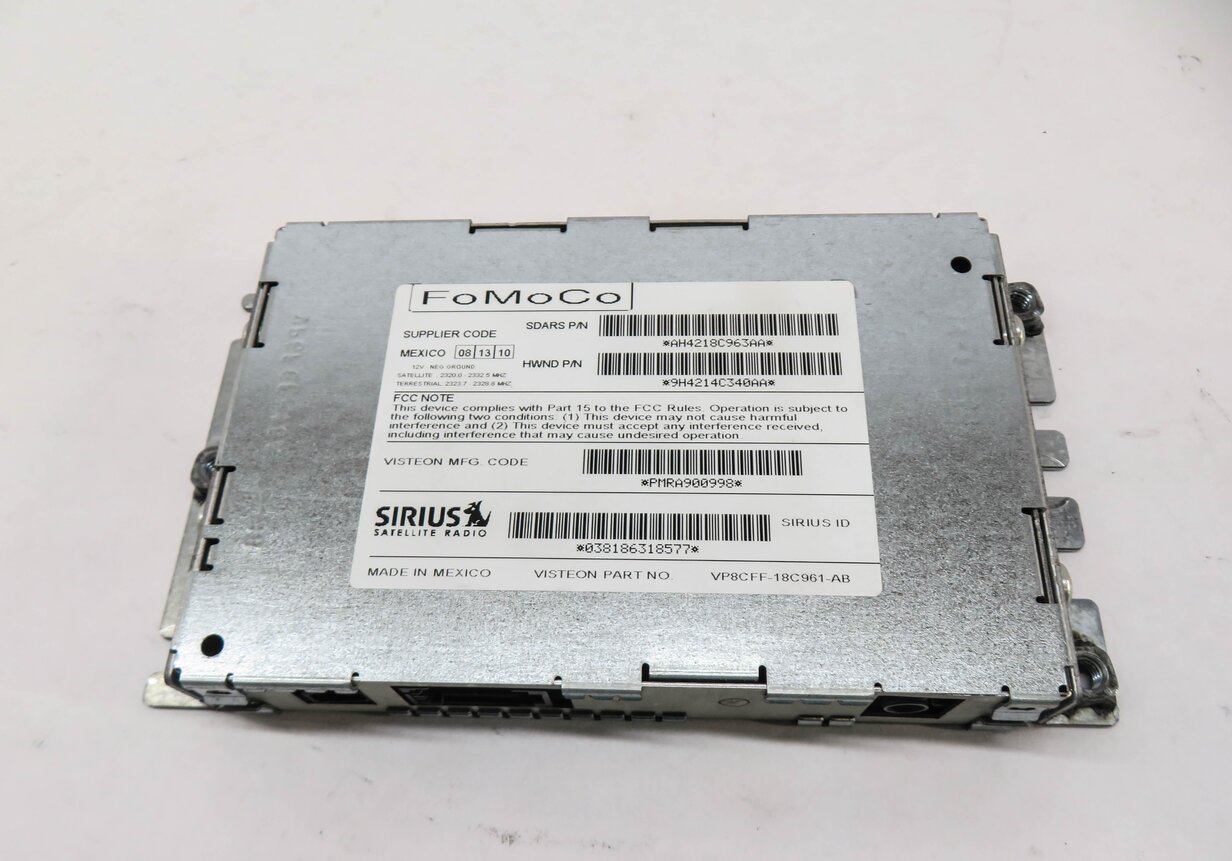 Thumbnail 2: 2007-2012 LR3 - RANGE ROVER SPORT (L320) SIRIUS SATELLITE RADIO RECEIVER MODULE