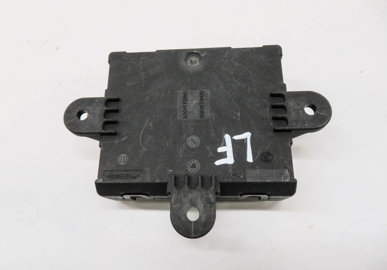 Thumbnail 3: 2010-2013 RANGE ROVER SPORT (L320) LEFT FRONT DRIVER DOOR CONTROL MODULE
