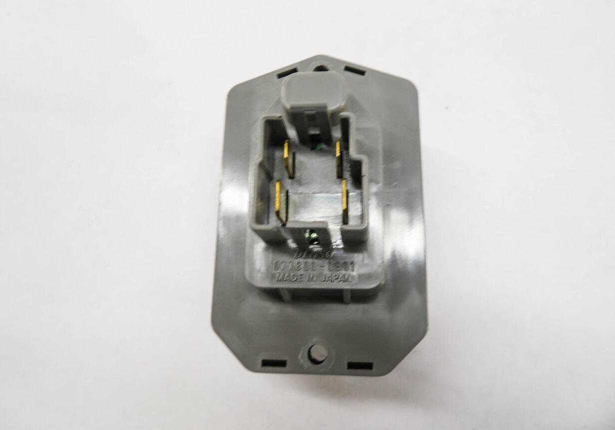 Thumbnail 3: 2011 RANGE ROVER SPORT (L320) BLOWER MOTOR RESISTOR