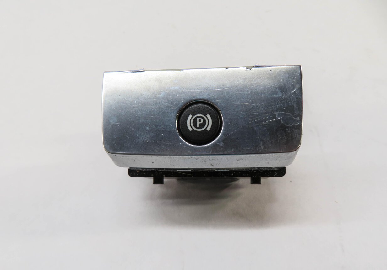 Thumbnail 2: 2011 RANGE ROVER SPORT (L320) PARKING BRAKE SWITCH BUTTON