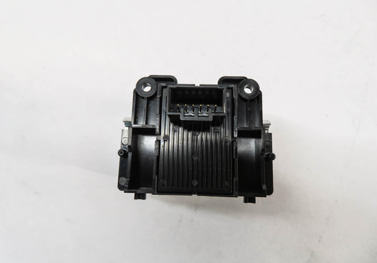 Thumbnail 4: 2011 RANGE ROVER SPORT (L320) PARKING BRAKE SWITCH BUTTON