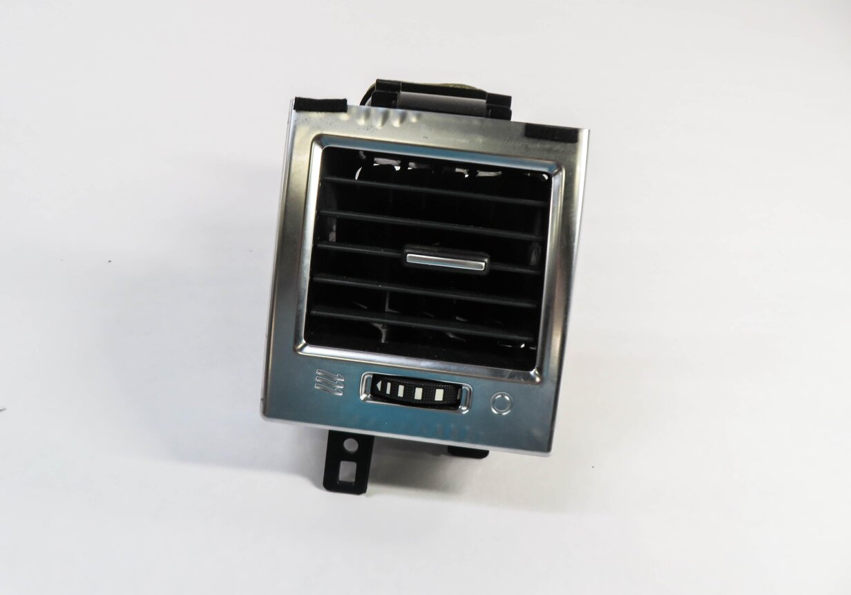 Thumbnail 2: 2011 RANGE ROVER SPORT (L320) LEFT FRONT DRIVER CENTER HEATER A/C AIR VENT