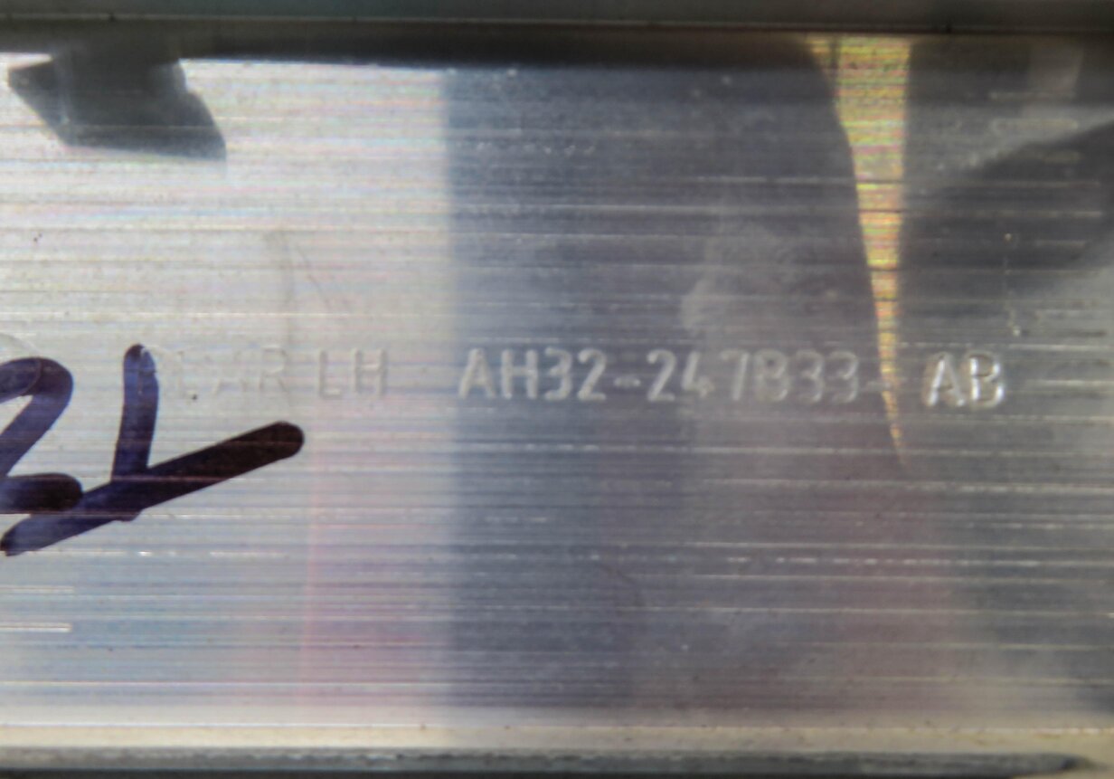 Thumbnail 13: 11 RANGE ROVER SPORT (L320) FRONT REAR LEFT RIGHT TRIM SET (DARK WOOD)