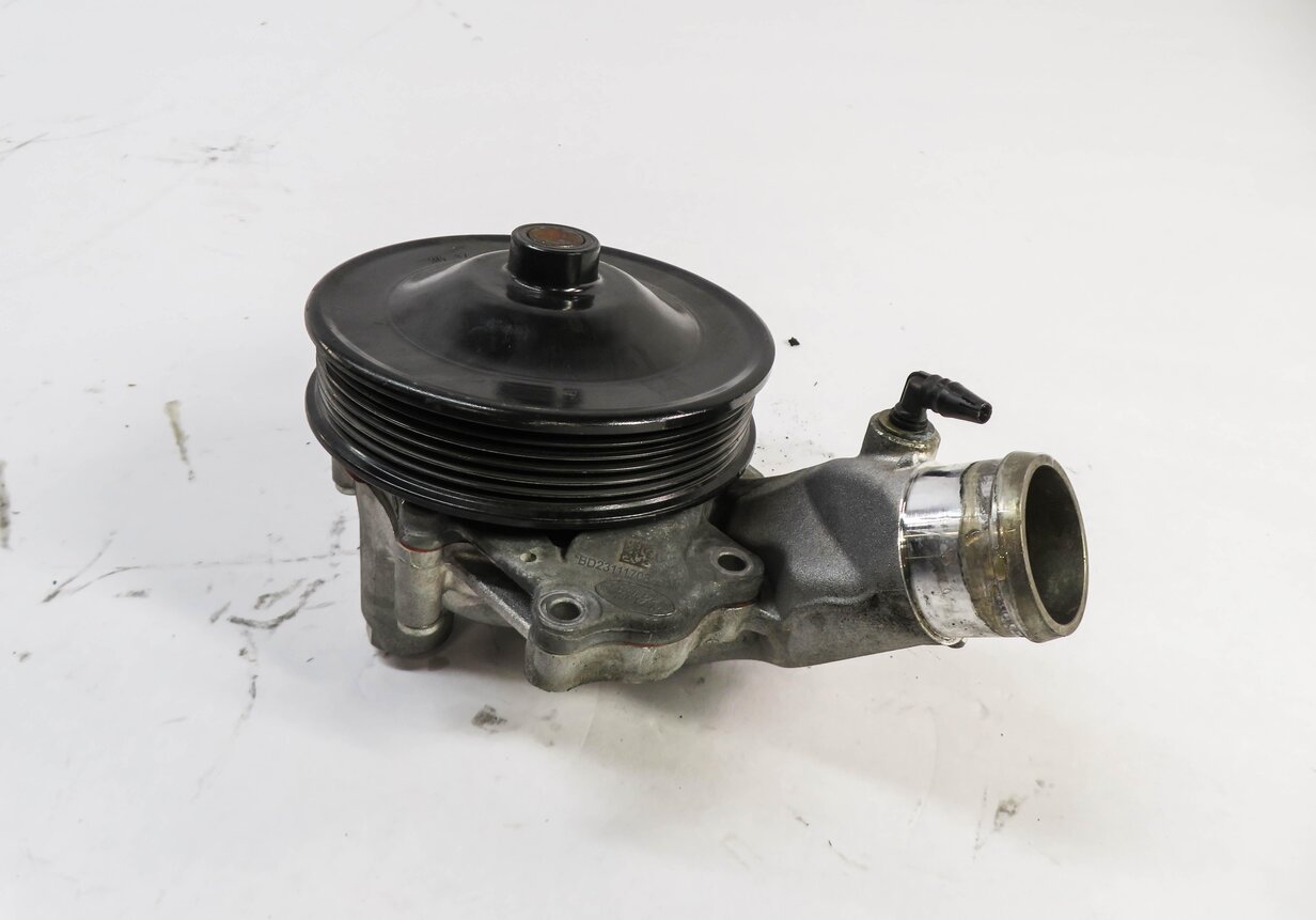 Thumbnail 1: 2010-2017 LR4 - RANGE ROVER SPORT (L320 L322 L494 L404) 3.0L / 5.0L - WATER PUMP