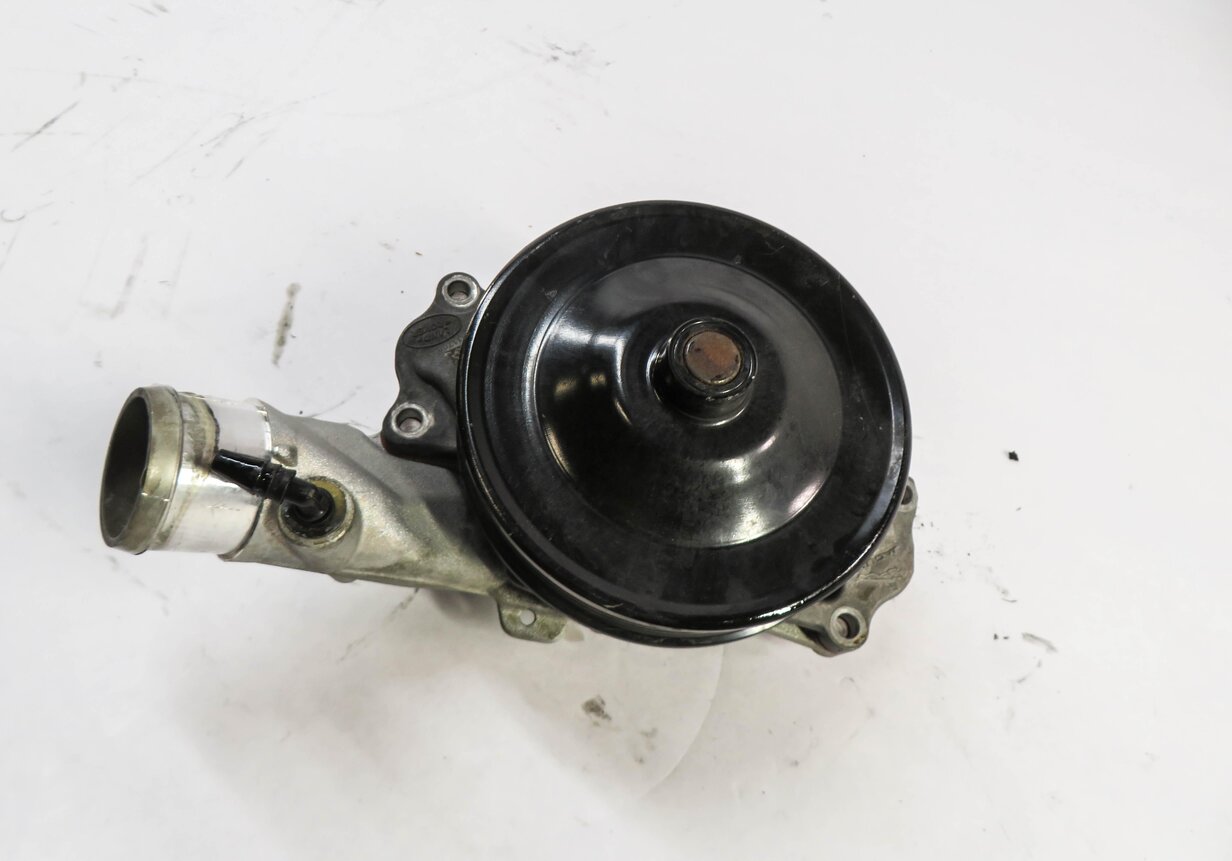 Thumbnail 2: 2010-2017 LR4 - RANGE ROVER SPORT (L320 L322 L494 L404) 3.0L / 5.0L - WATER PUMP
