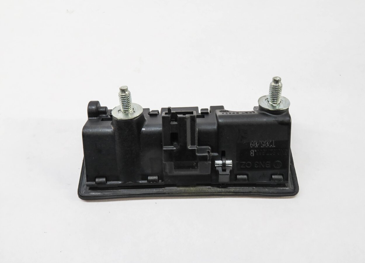 Thumbnail 3: 2009 AUDI A4 (B8 8K) REAR TRUNK HANDLE