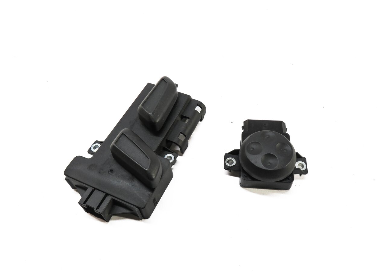2009 AUDI A4 (B8 8K) LEFT FRONT DRIVER SEAT ADJUSTMENT SWITCH