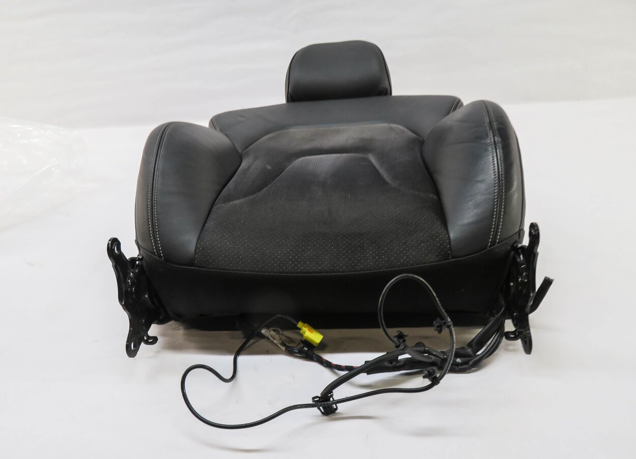 Thumbnail 2: 2009 AUDI A4 (B8 8K) DRIVER UPPER TOP HEATED SPORT SEAT CUSHION (BLACK / SILVER)