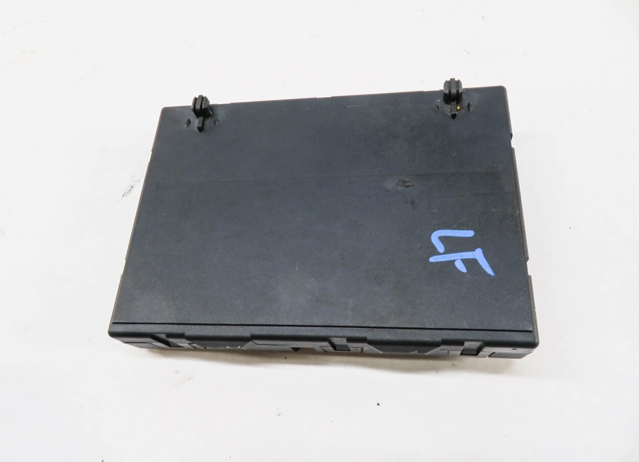 Thumbnail 3: 2009 AUDI A4 (B8 8K) LEFT FRONT DRIVER SEAT CONTROL MODULE